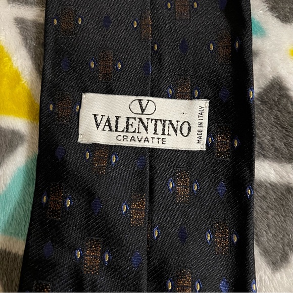 Valentino tie - Picture 5 of 7